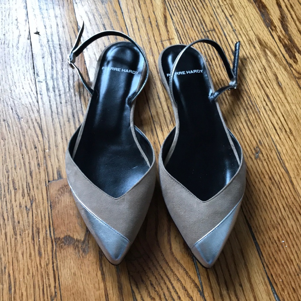 Never worn Pierre Hardy flats